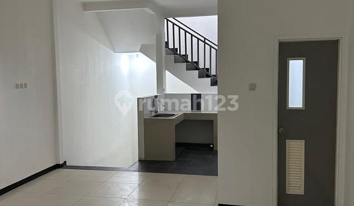Disewakan Ruko 3 Lantai maindroad dekat pusat kota, Asia Afrika dan alun-alun Bandung 1
