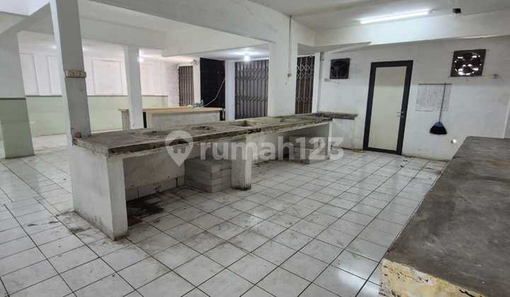 For Rent Commercial Space Former Cafe Strategic Main Road Near Lodaya
