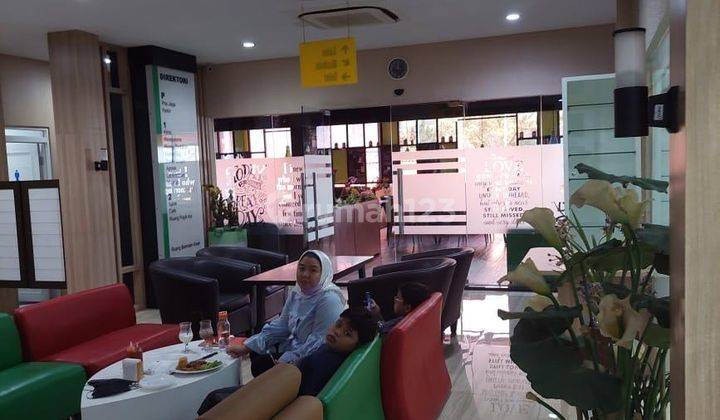 Di Jual Gedung 3 Lantai Hoek di Sayap Soekarno Hatta  2