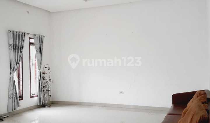 For Sale Ready-to-Occupy House in Mekarwangi Complex, Bandung 2