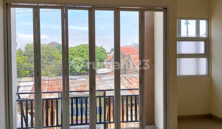 For Sale: 2-Story Shop House Ready for Use on Sadang Street 2