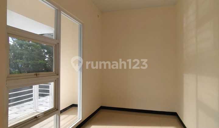 Turun Harga.. Dijual Rumah 2 Lantai Di Taman Kopo Indah Tki 5