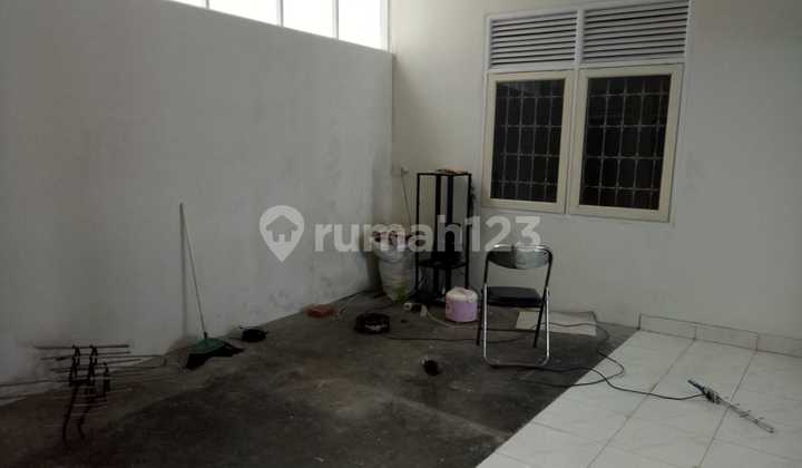 Disewakan Rumah Strategis Sayap Pelajar Pejuang/Talagabodas 2