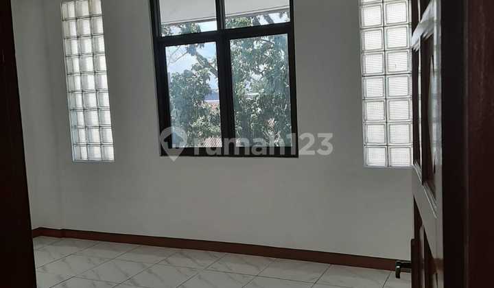 Ruko 3,5 Lantai di Sayap Pajajaran Bandung