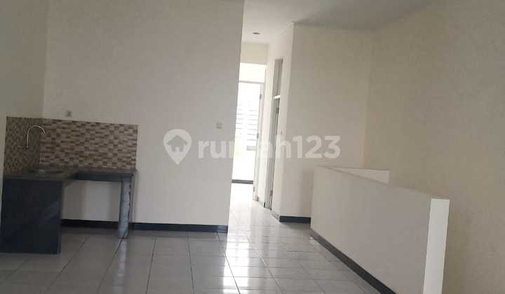 For Sale 2-Story Shop House in Taman Kopo Indah Tki 5 2