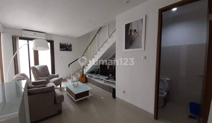 Disewakan Rumah Full Furnished 2  Lantai di Cluster Buah Batu  1