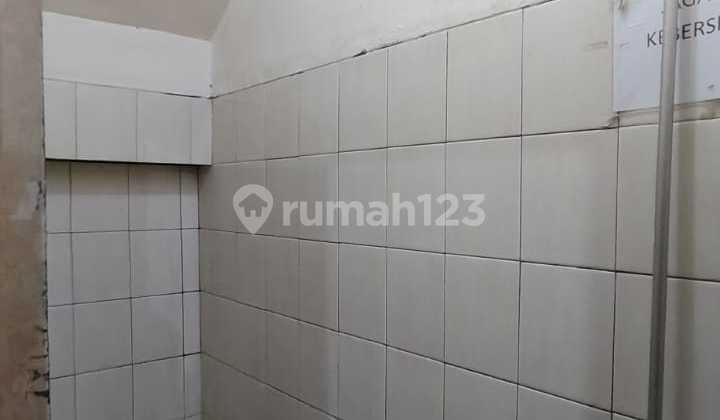 Quick Sale 2.5-Story Shophouse at Taman Kopo Indah Route 1 2