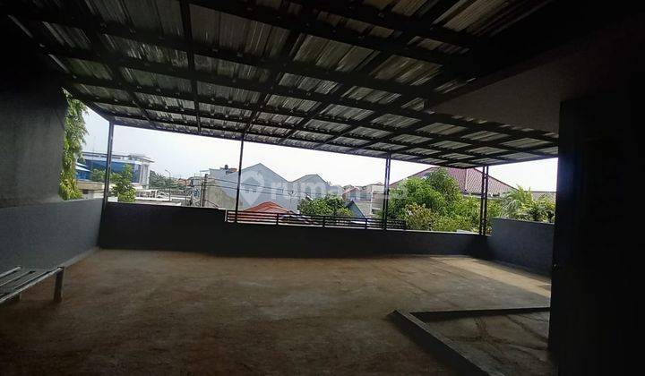 Rumah klinik disewakan untuk usaha, kondisi bagus 7