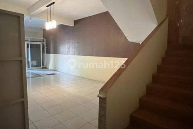 Disewakan Rumah Ruko di THI Baru semi furnished 10