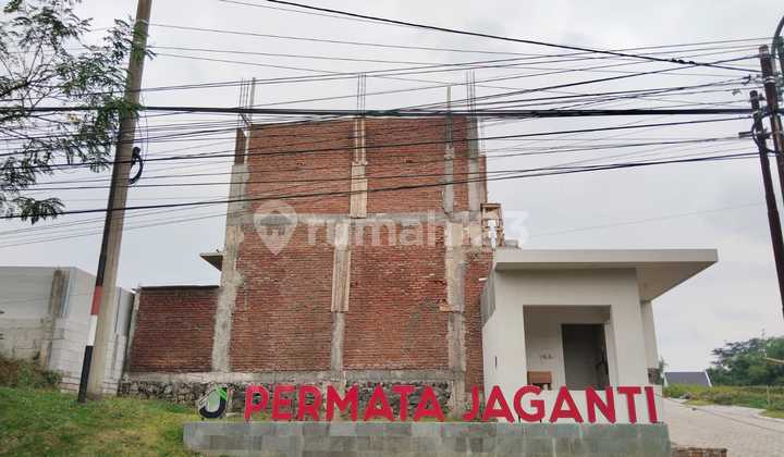 Rumah Minimanis Modern dekat Kampus Kota Malang 1