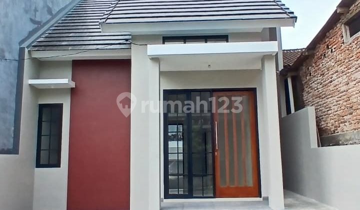 Rumah Indent di Tengah Kota Malang Jawa Timur Rumah Indent di Tengah Kota Malang Jawa Timur