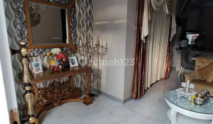 Rumah Baru Renovasi di Cipageran