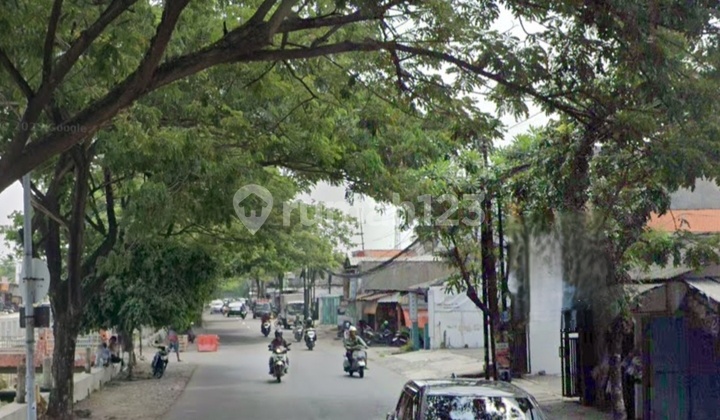 Sewa Tanah Komersial Raya Wiyung Dekat Pakuwon Mall Graha Famili Wisata Bukit Mas Royal Residence