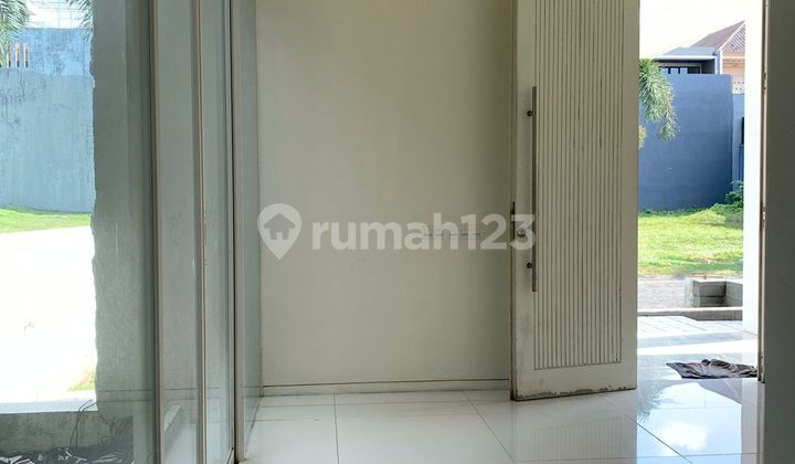 Rumah Bagus SHM Rafles Garden Citraland Dekat G Walk Pakuwon Indah Graha Family