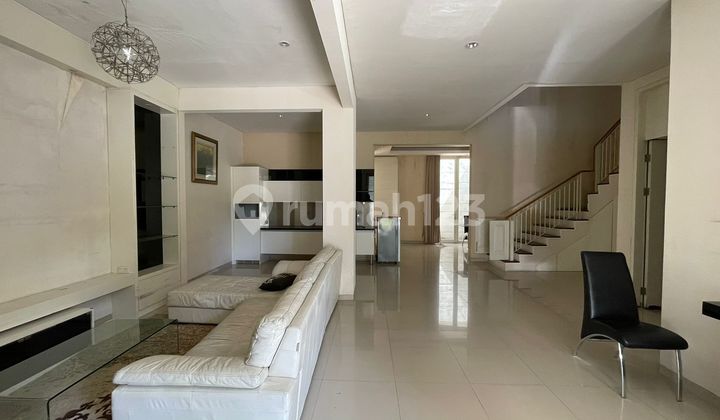 Rumah The Mansion Pakuwon Indah Dekat Graha Family Mayjend Sungkono 2