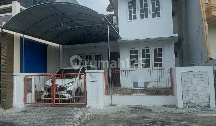 House, SHM, Villa Valensia near Pakuwon Mall Lenmarc Mayjend Sungkono Graha Family 1