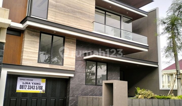 Rumah Mewah Bukit Telaga Golf Citraland Dekat G Walk Pakuwon Mall Graha Family Sekolah Ciputra
