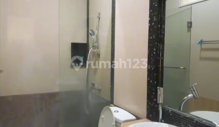 For Sale: Galaxy Bumi Permai Araya House Near Pakuwon City 2