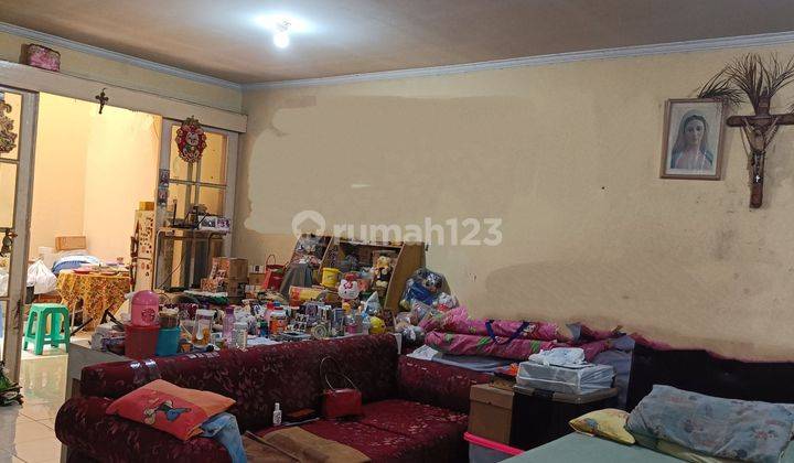 Rumah Tampak Siring Jual Cepat, Murah Strategis 2 Lantai 2