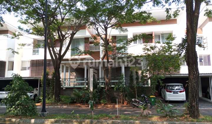 Dijual Rumah Gandeng 2 Dilengkapi Kolam Renang Di Citra Garden 7 
