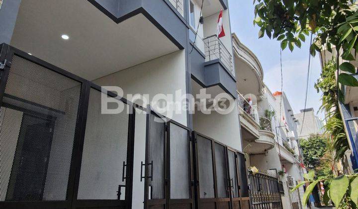 RUMAH BARU 1M-AN BISA KPR 1