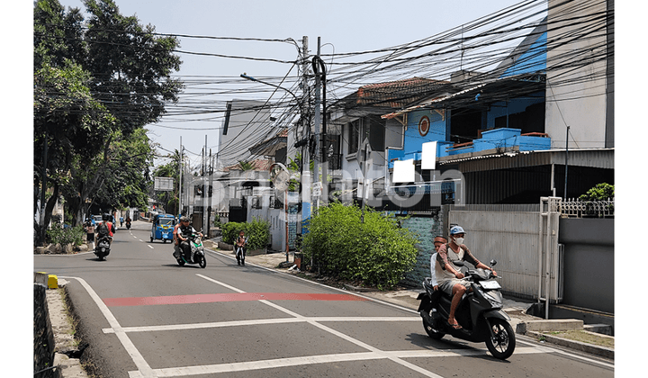 RUMAH KOST PINGGIR JALAN 13 KAMAR TOMANG JAKARTA BARAT 2