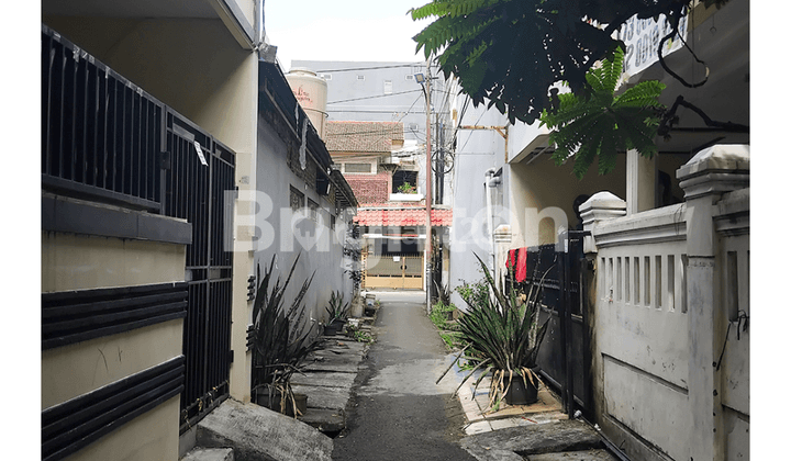 RUMAH TINGGAL DAN KOST 2 LANTAI DI TANJUNG DUREN 2