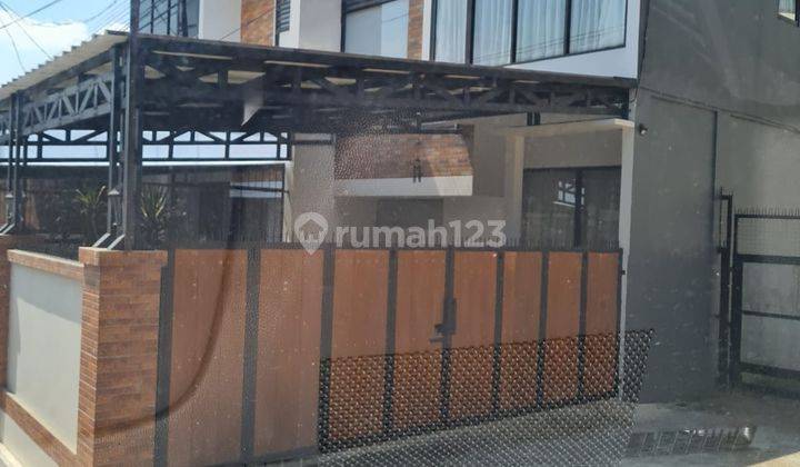 Rumah Siap Pakai di Jl Cukang Kawung 1