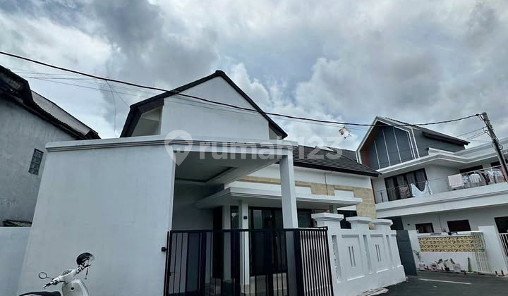 Rumah Baru Area Jalan Mahendradata Denpasar Barat