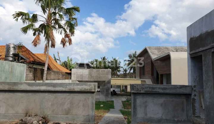 Dijual 3 Unit Villa Terhenti Hitung Tanah Saja Prime.location