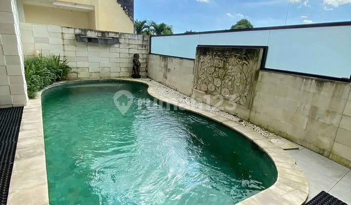 Dijual Villa Tumbak Bayuh Pererenan Canggu