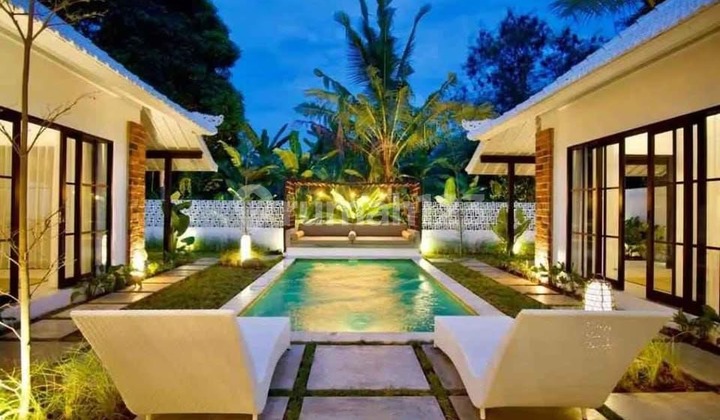 Villa Stunning  For Sale In Canggu Area 3 - Bedrooms