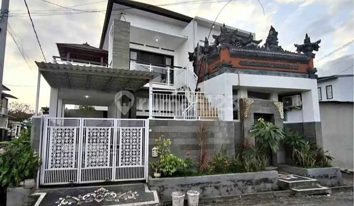 Jual Rumah Lantai 2 Lokasi Premium Jalan Tukad Citarum Renon