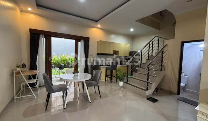 For Sale House on Jalan Gunung Resimuka Barat, West Denpasar.