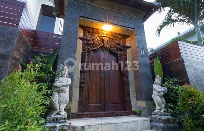 Rumah Vintage Private Villa di Lokasi Super Strategis Semer, Kerobokan Kelod Rumah Vintage Private Villa di Lokasi Super Strategis Semer, Kerobokan Kelod