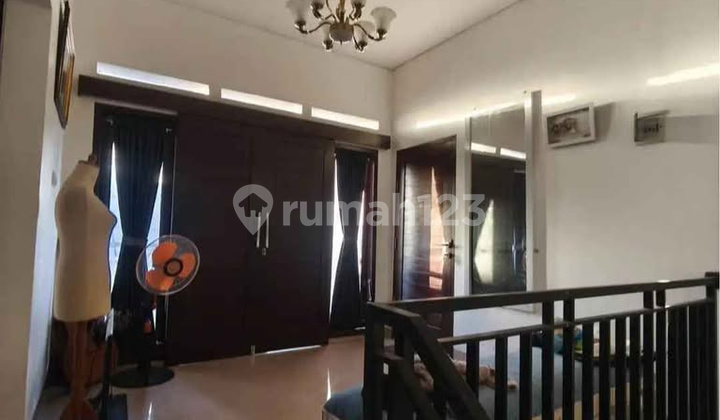 Jual Rumah Lantai 2 Lokasi Premium Jalan Tukad Citarum Renon 2