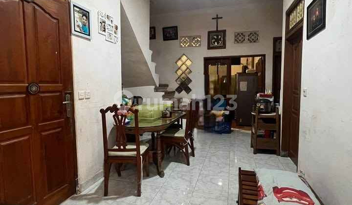 Affordable 2-Story House for Sale in Kesiman Kertalangu, East Denpasar 2