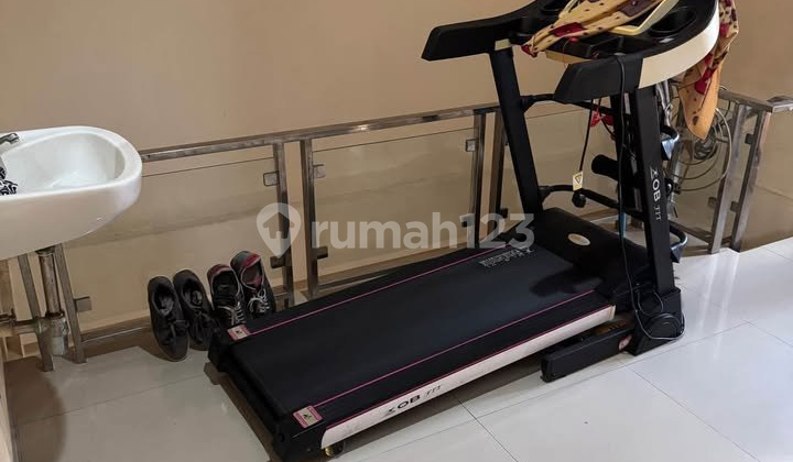 Dijual Rumah 2 Lantai Lokasi Jln Muding Tengah 2