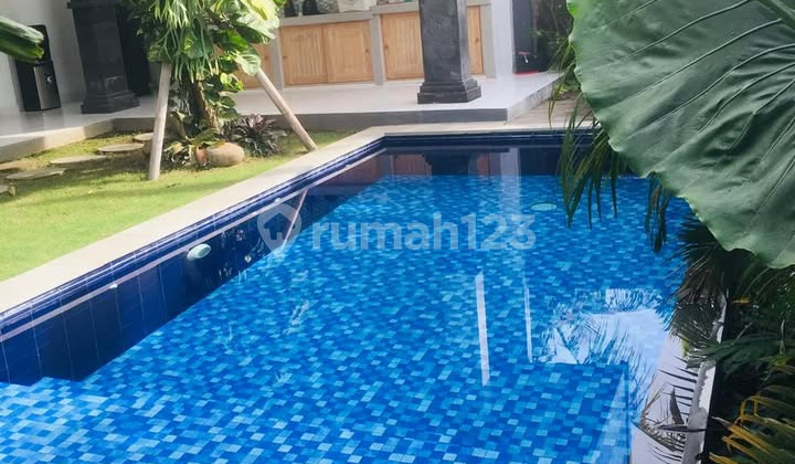 3 Bedroom Villa In Padonan Tibubeneng 5 minutes to Brawa Canggu 3 Bedroom Villa In Padonan Tibubeneng 5 minutes to Brawa Canggu