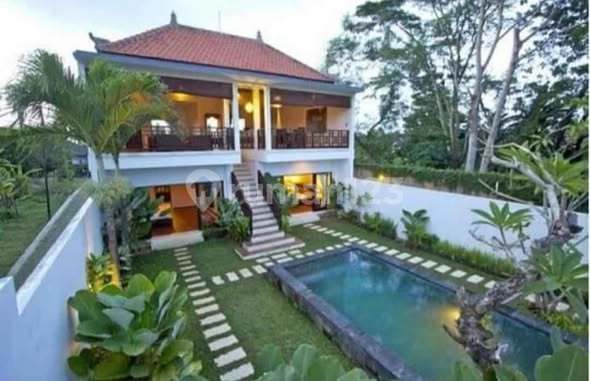 For Sale Cheap Villa Main Road Tumbak Bayuh Canggu Area