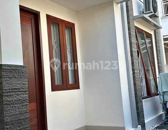 Dijual Rumah Lantai 2 Jimbaran Bawah Puri Gading