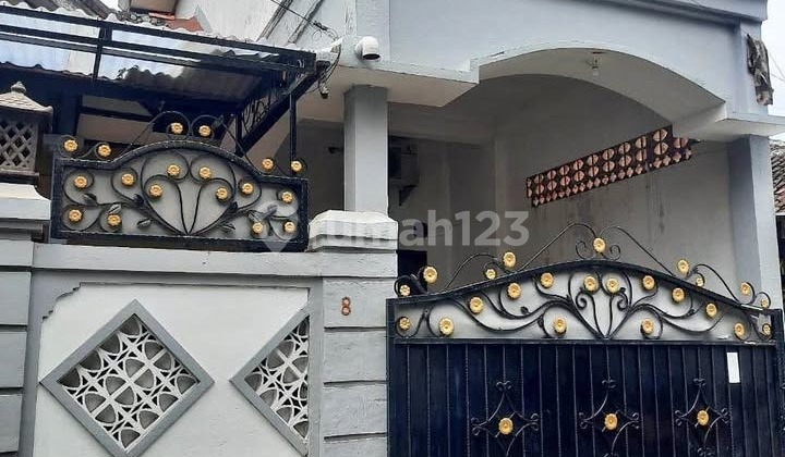 Dijual Rumah Lantai 2 Lokasi Bajataki  Denpasar Barat.