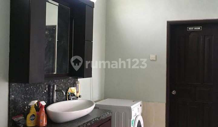 For Sale 2nd Floor House Cheap Strategic Location Padang Sambian Kelod