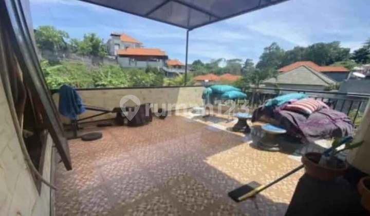 Dijual Rumah Lantai 2 Jalan 6 Meter di Ubung Kaja