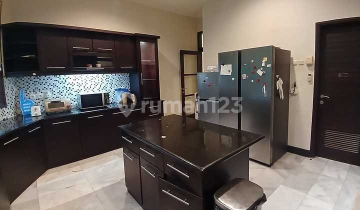 Rumah Mewah Dekat MRT Cipete - Komplek Eksklusif & Nyaman 2