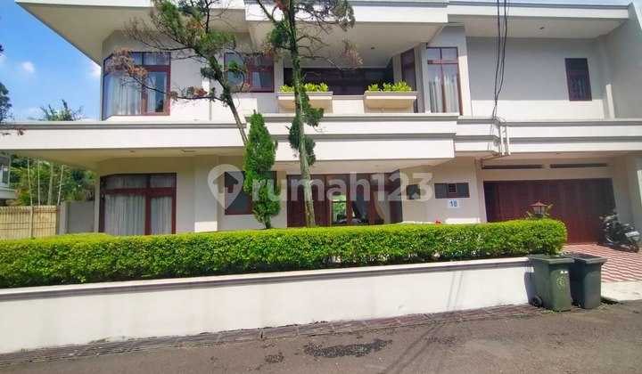 Rumah Mewah Jervois Park - Lokasi Strategis, Harga Terbaik Rumah Mewah Jervois Park - Lokasi Strategis, Harga Terbaik