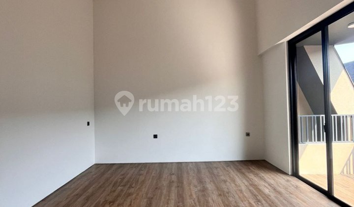 Hunian Modern 3 Lantai di Kawasan Lebak Bulus 2
