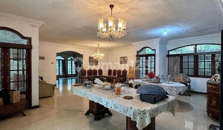 1,420 m² House in Senopati, South Jakarta, Suitable for Business 2