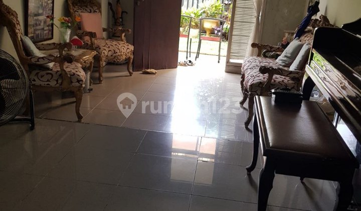 Rumah Asri dan Siap Huni di Komplek Premium Lebak Bulus 2