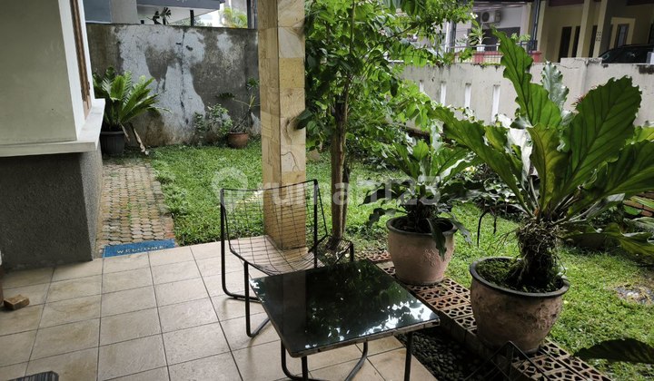 Rumah Lama Asri di Gandul Cinere, Akses Dekat Tol Brigif 2